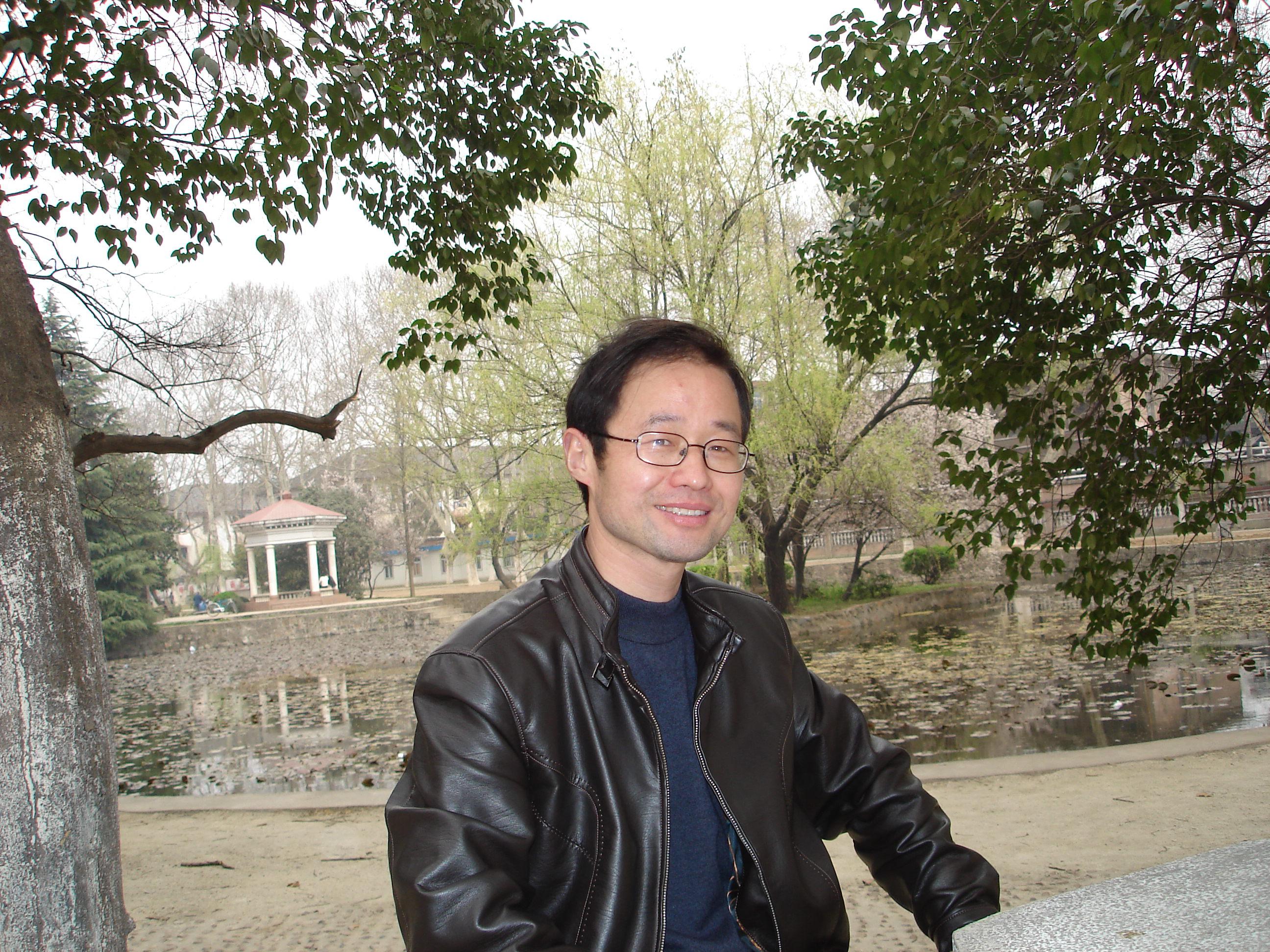 安徽大學物理與材料科學學院教授孟凡明 安徽大學物理與材料科學學院教授孟凡明